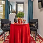 Perfect Downtown Apartment A217